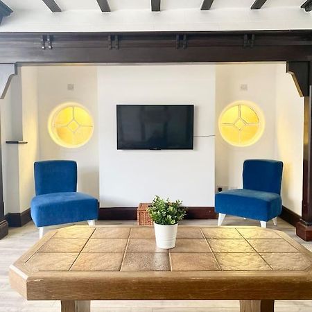 Charming Seaside Cottage In Leigh-On-Sea Southend-on-Sea Exteriér fotografie